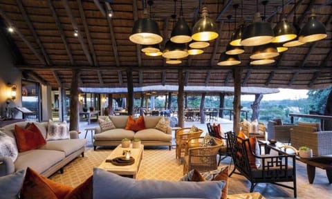 Apartment, 2 Bedrooms, Smoking | Dining room