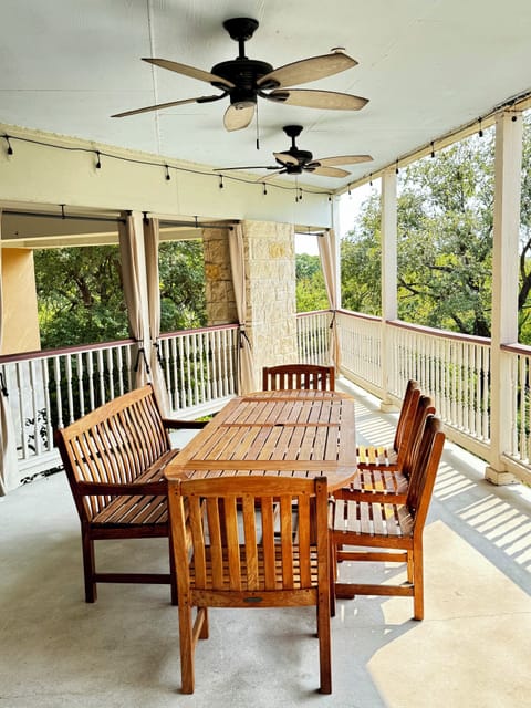 Patio gathering spot updated table and chairs!
