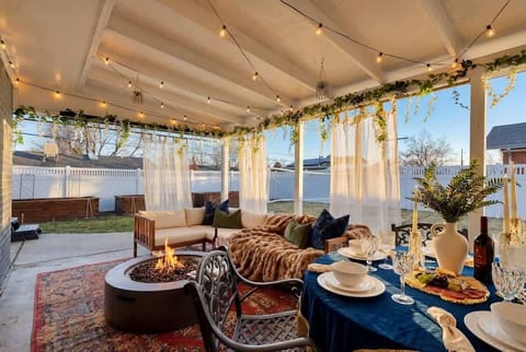 Enjoy meals together: made for relaxing days and memorable nights.