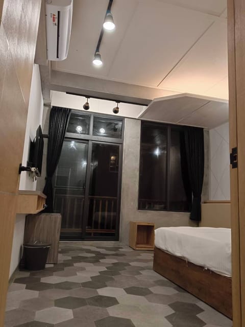 Standard House | Free WiFi, bed sheets