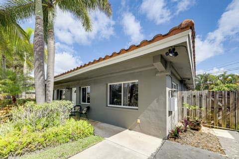 Pompano Beach Vacation Rental | 3BR | 1BA | 900 Sq Ft