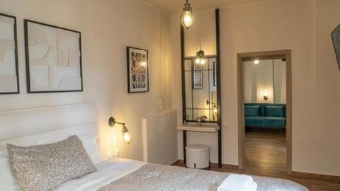 Blackout drapes, iron/ironing board, free WiFi