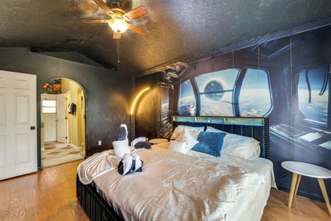 House (4 Bedrooms) | Interior