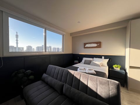 Apartment | Blackout drapes, iron/ironing board, free WiFi