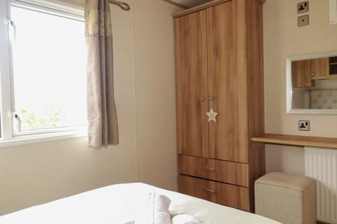 3 bedrooms, WiFi (free), individually decorated, individually furnished