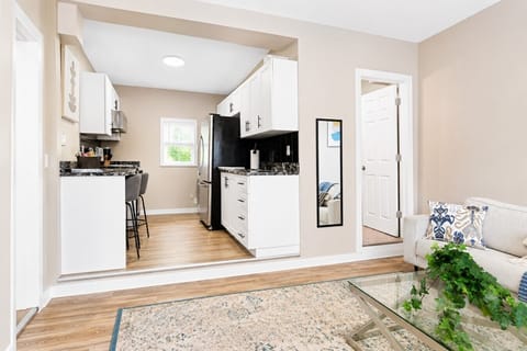 Living room & Kitchen