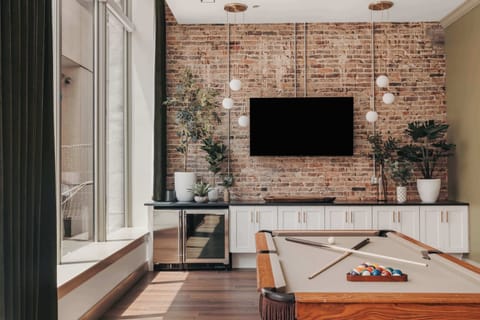 The Carraway - Game room with pool table with smart tv