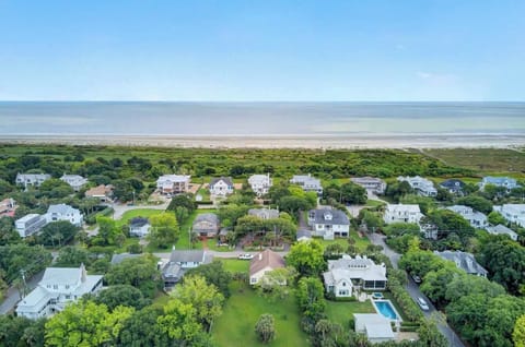 Welcome to your peaceful island retreat on Sullivan’s Island, just steps from the beach and perfect for a relaxing coastal escape.