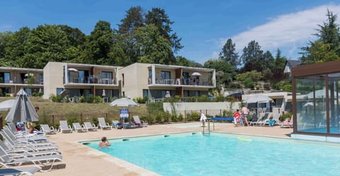 Soak up the Touraine sunshine poolside at your peaceful retreat in the heart of Chinon wine country.