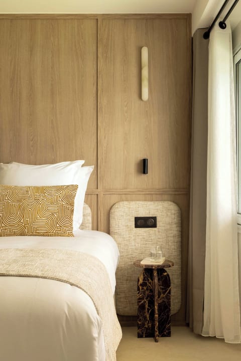 Apartment | 1 bedroom, laptop workspace, iron/ironing board, bed sheets