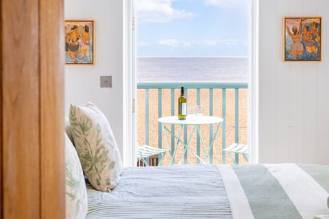 Fantasia, Aldeburgh: The soundtrack here is simply the sea