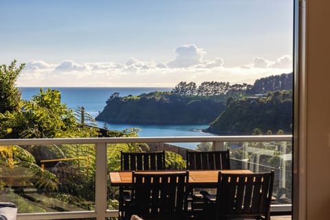 Deluxe Villa, Balcony, Ocean View | Outdoor dining