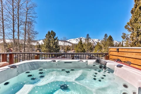 Third story deck with fire place and couch