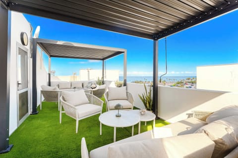 Elegant Shared Rooftop Lounge Terrace with Atlantic Ocean Views