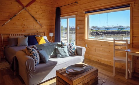 Shanty on the Bay | Iron/ironing board, WiFi (free), individually decorated, bed sheets