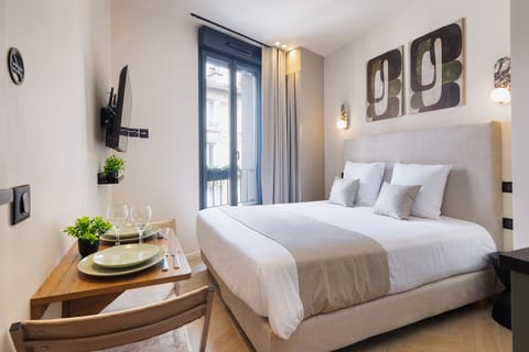 Deluxe Double Room | Free WiFi