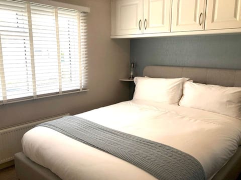 3 bedrooms, WiFi (free), individually decorated, individually furnished