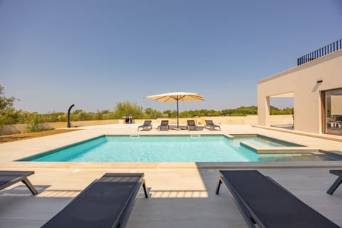 House | 4 bedrooms