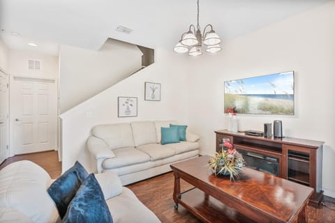 Communal lounge / TV room,Living Room