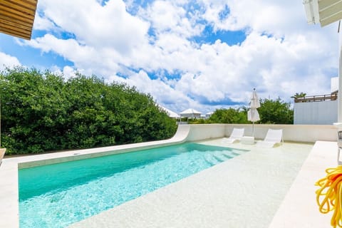 Private Large Pool