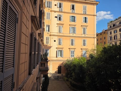 Deluxe Triple Room, Courtyard View | Exterior