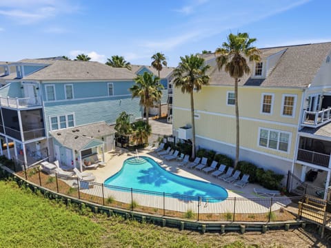 **NEW LISTING**