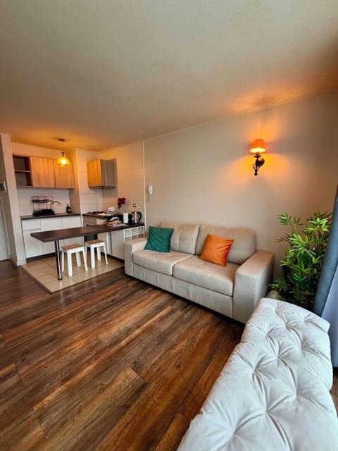 Superior Apartment, Garden View | Living area