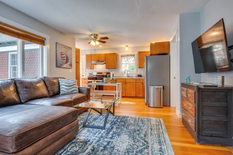 York Vacation Rental | 2BR | 1BA | 900 Sq Ft