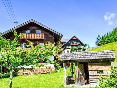 Building, House, Cottage, Home, Roof, Architecture, Rural Area, Spring, Groundcover