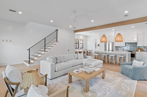 The Good Place - Carillon Beach - 1st Floor - Living Room