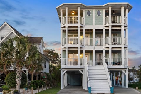 Welcome to Seas the Day!