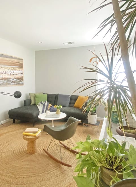 Bright and sunny 2nd floor living room