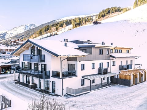 Holiday Home Exterior [winter]