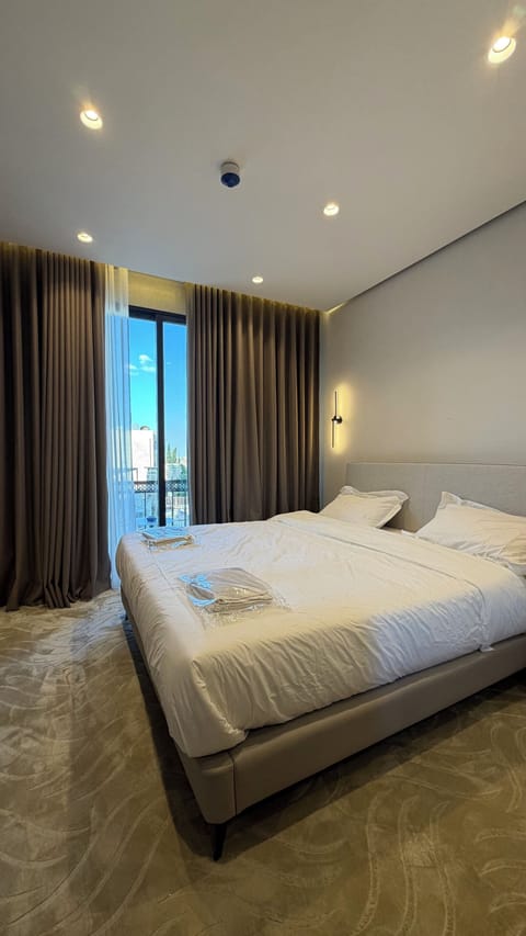 Apartment, 1 Bedroom, Accessible, Smoking | 1 bedroom