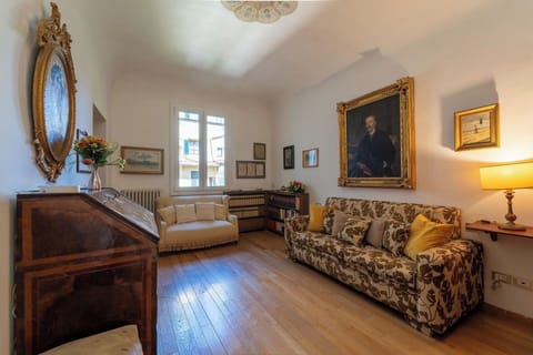 Autumn, Living Room, Spring, Summer