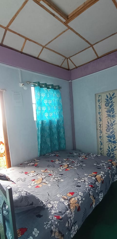room, indoor, bed, private space