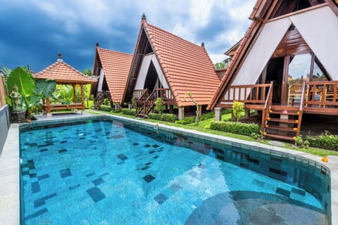 Double Room, Balcony, City View | Pool | Outdoor pool