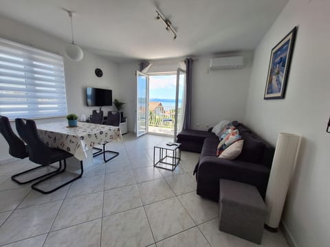 Apartment (A1) | Private kitchen | Espresso maker, fridge, microwave, stovetop