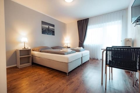 Superior Twin Room, Balcony, Courtyard View (Z2) | Free WiFi, bed sheets