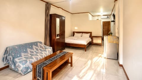 Superior Double Room, Balcony | Desk, WiFi (free)