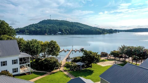 Private Lake Access