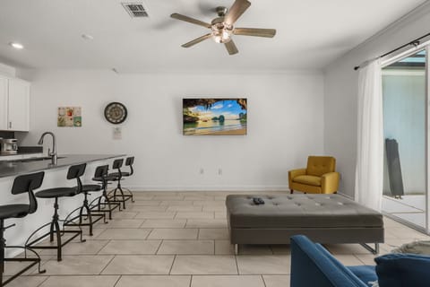 2957SimileStreet(1)
