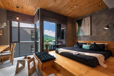 B528 Relife Condo 5 Minutes Walk To Nai Harn Beach (9810)