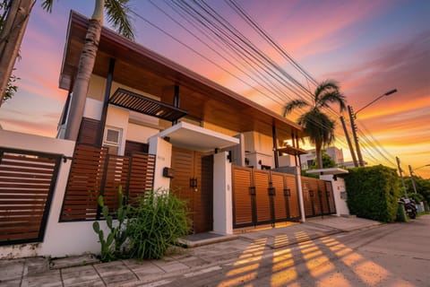 NEW Lavender Private Pool Villa, Rawai , Phuket (11209)