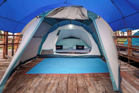 Superior Tent