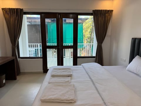 Deluxe Room | Free WiFi
