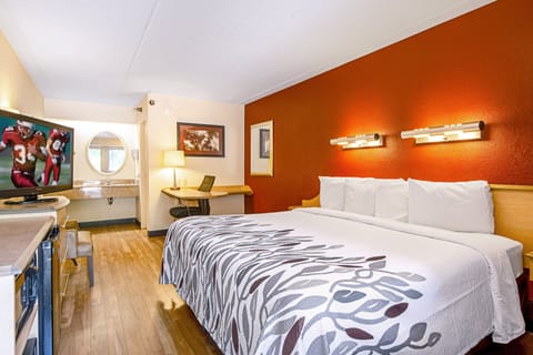 Blackout drapes, free cribs/infant beds, free WiFi, bed sheets