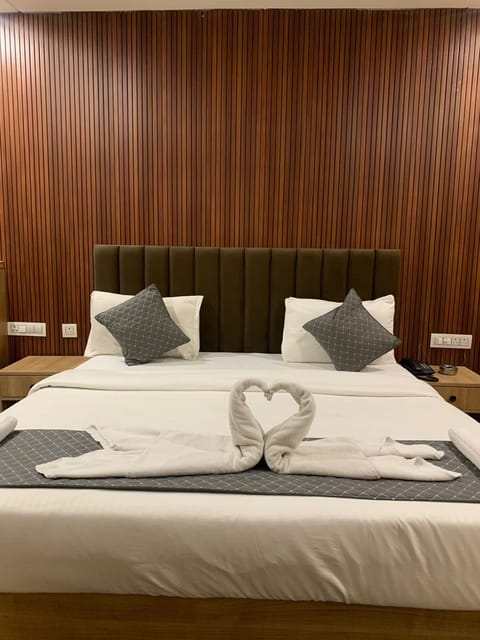 Deluxe Room | Bed sheets