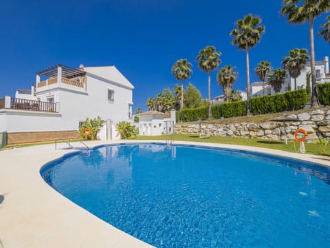 Apartment with pool and golf in Alhaurín de la Torre