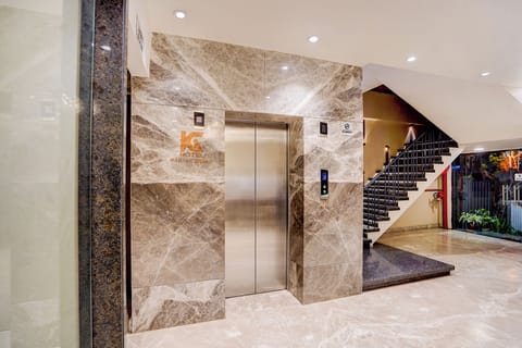 Elevator